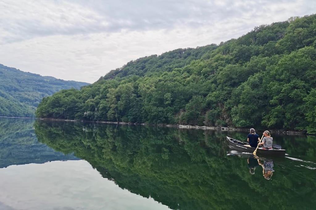 Lake House I // Alauzet Ecolodge + Nature Spa Castelnau-de-Mandailles Екстериор снимка